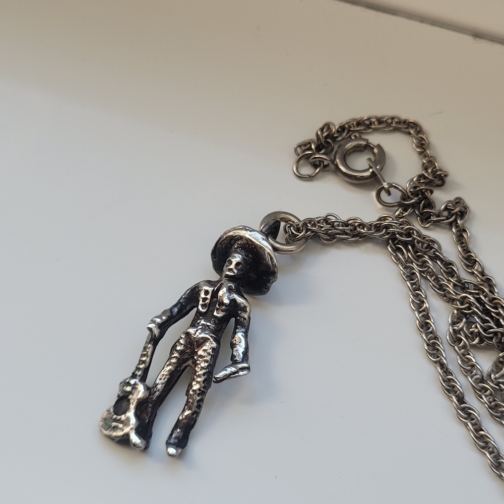 Sombrero Guitar Player Charm
